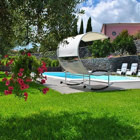 Villa Dedalisa By Holidayngo