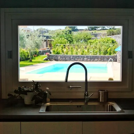 Villa Dedalisa By Holidayngo