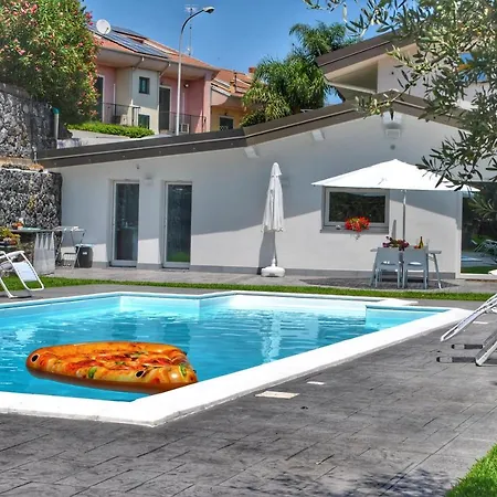 Dedalisa By Holidayngo Villa Acireale