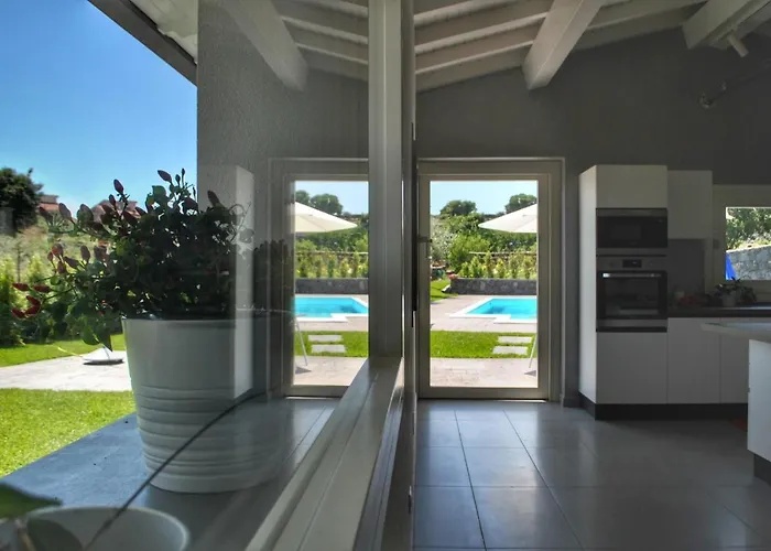 Villa Dedalisa By Holidayngo Acireale